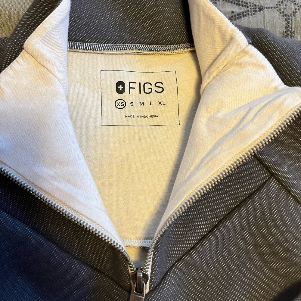 Figs Pullover - image 2